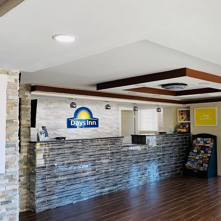 Days Inn By Wyndham Sharonville Eksteriør bilde
