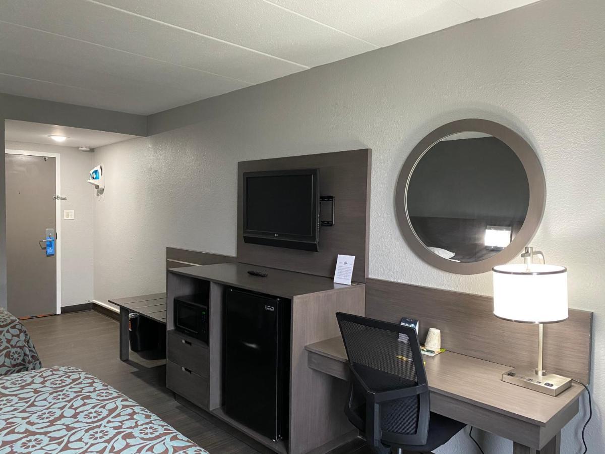 Days Inn By Wyndham Sharonville Eksteriør bilde