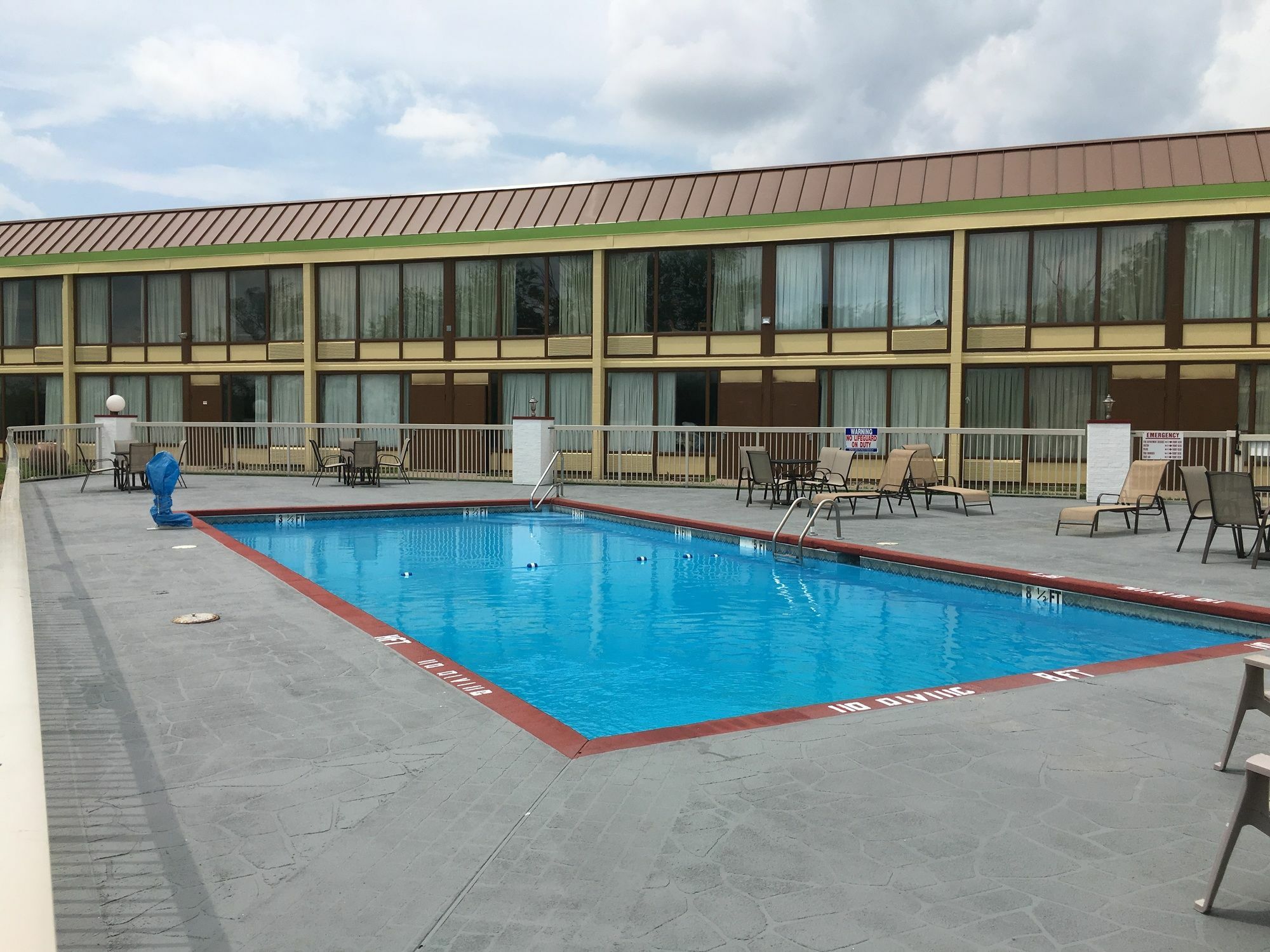 Days Inn By Wyndham Sharonville Eksteriør bilde