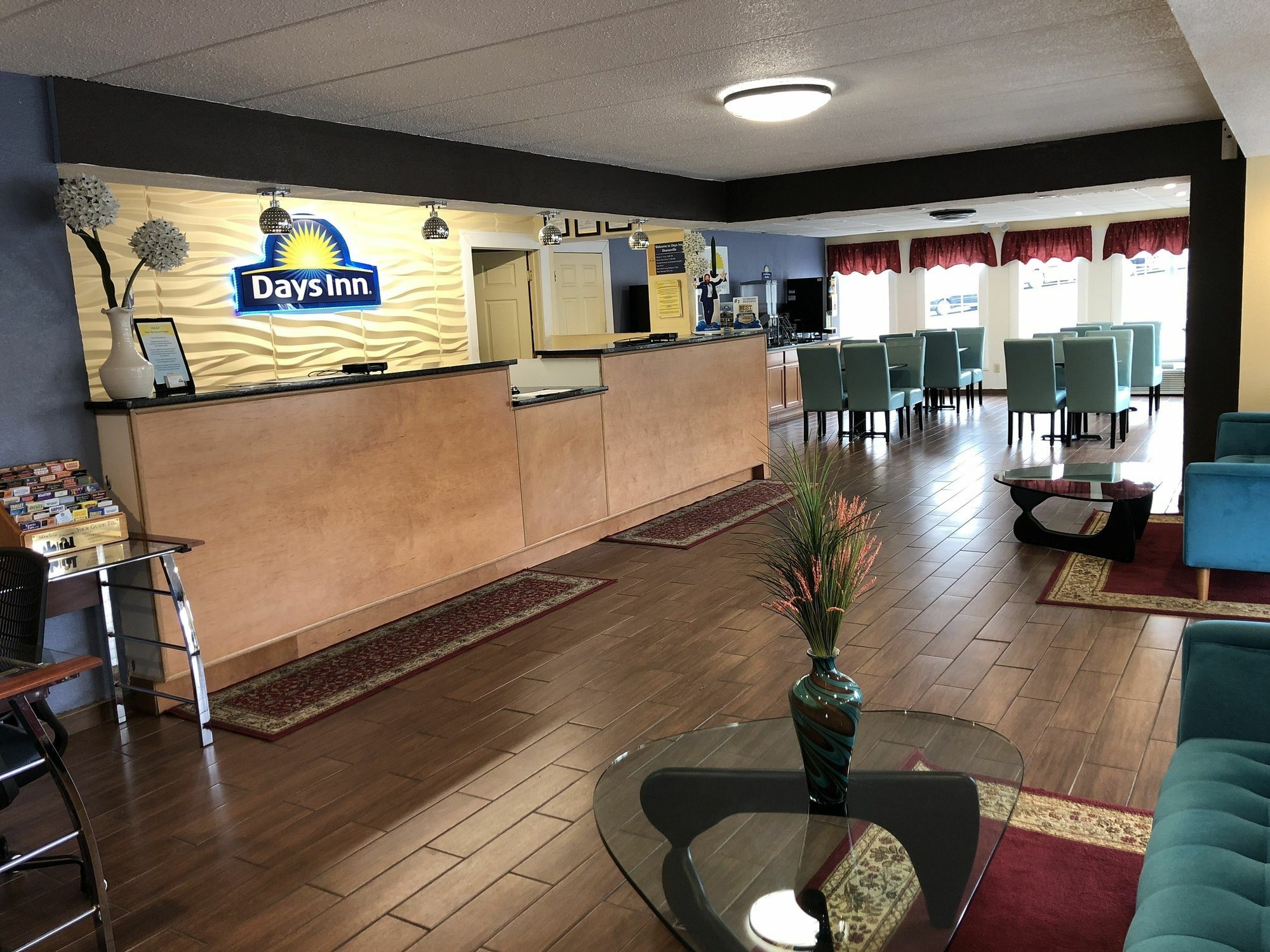 Days Inn By Wyndham Sharonville Eksteriør bilde