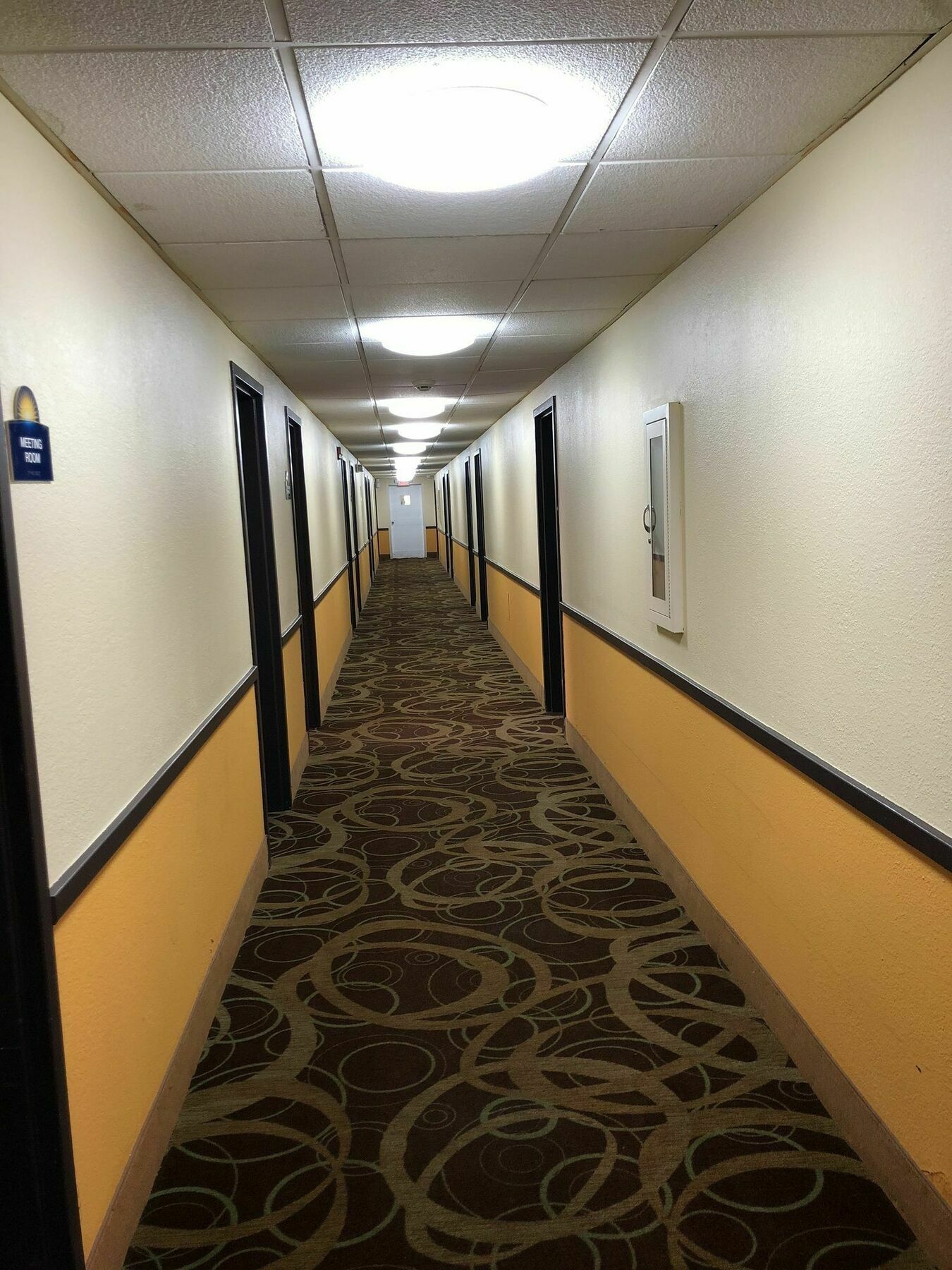 Days Inn By Wyndham Sharonville Eksteriør bilde