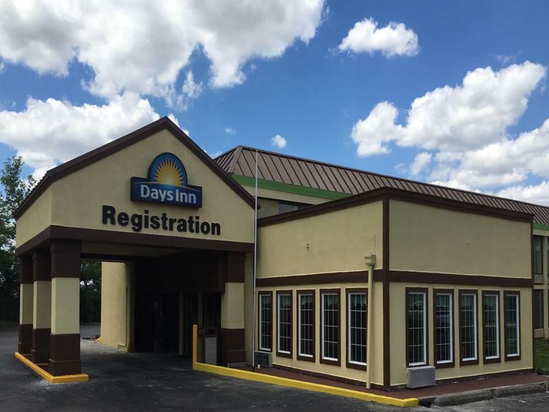 Days Inn By Wyndham Sharonville Eksteriør bilde