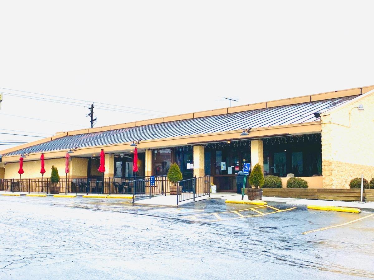 Days Inn By Wyndham Sharonville Eksteriør bilde